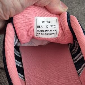 Women's Propet Sneakers Size 12